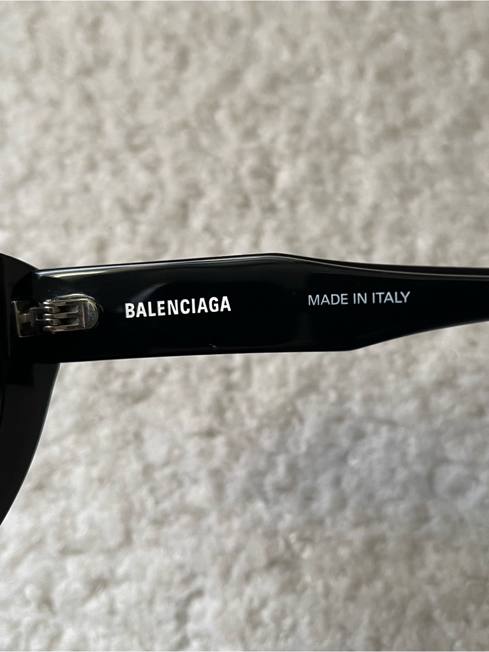 Balenciaga Cat eye Sunglasses - Picture 5 of 5